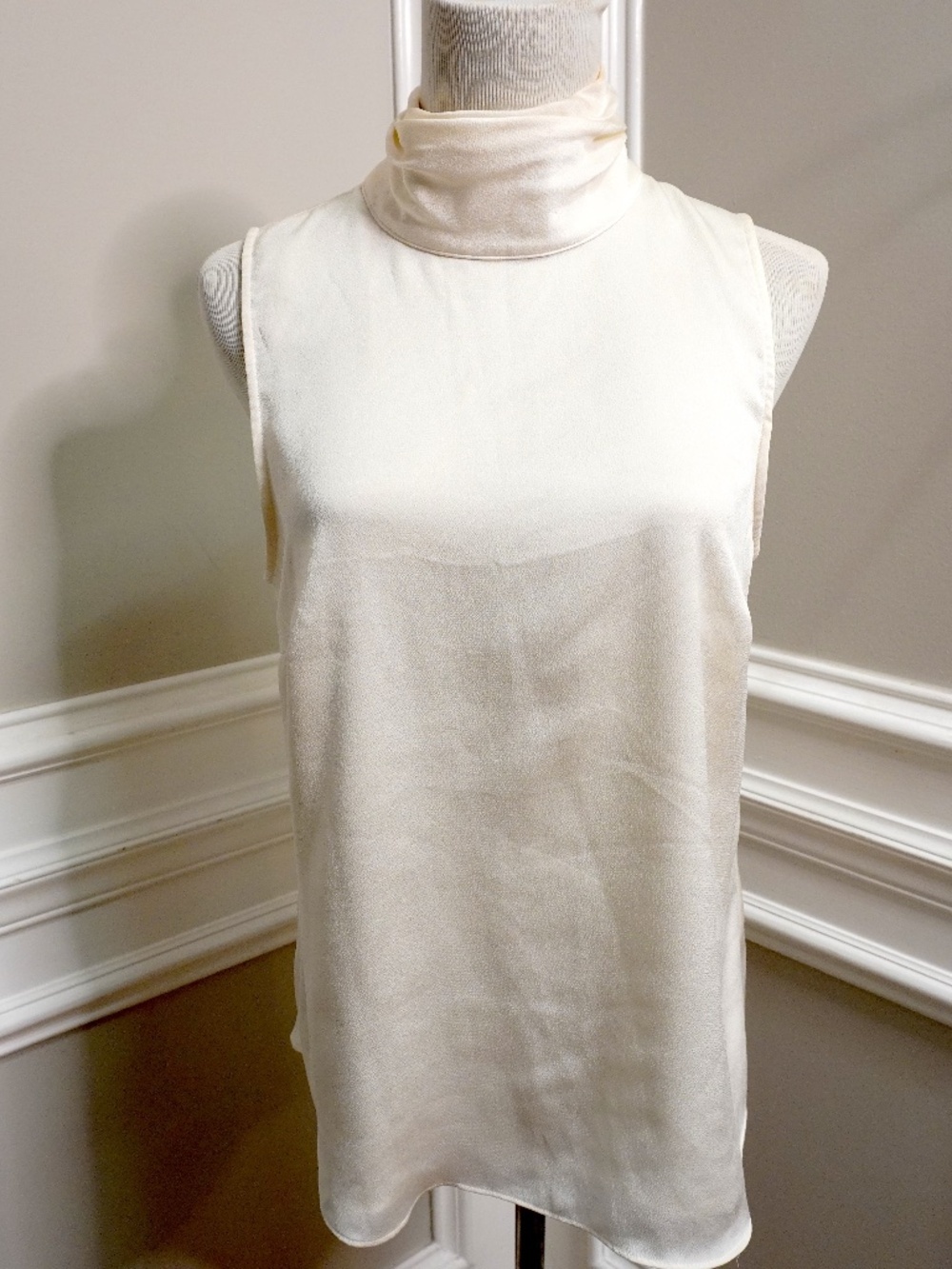 Vince Camuto Sleeveless Turtle Neck Blouse Beige, Size S - Picture 1 of 5